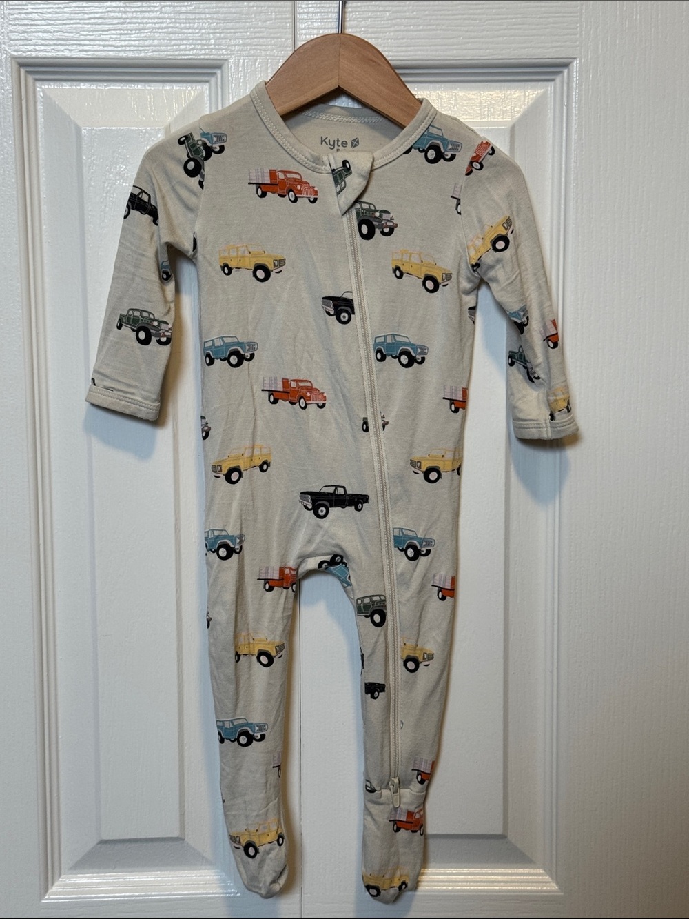 Kyte Trucks Zipper Footie